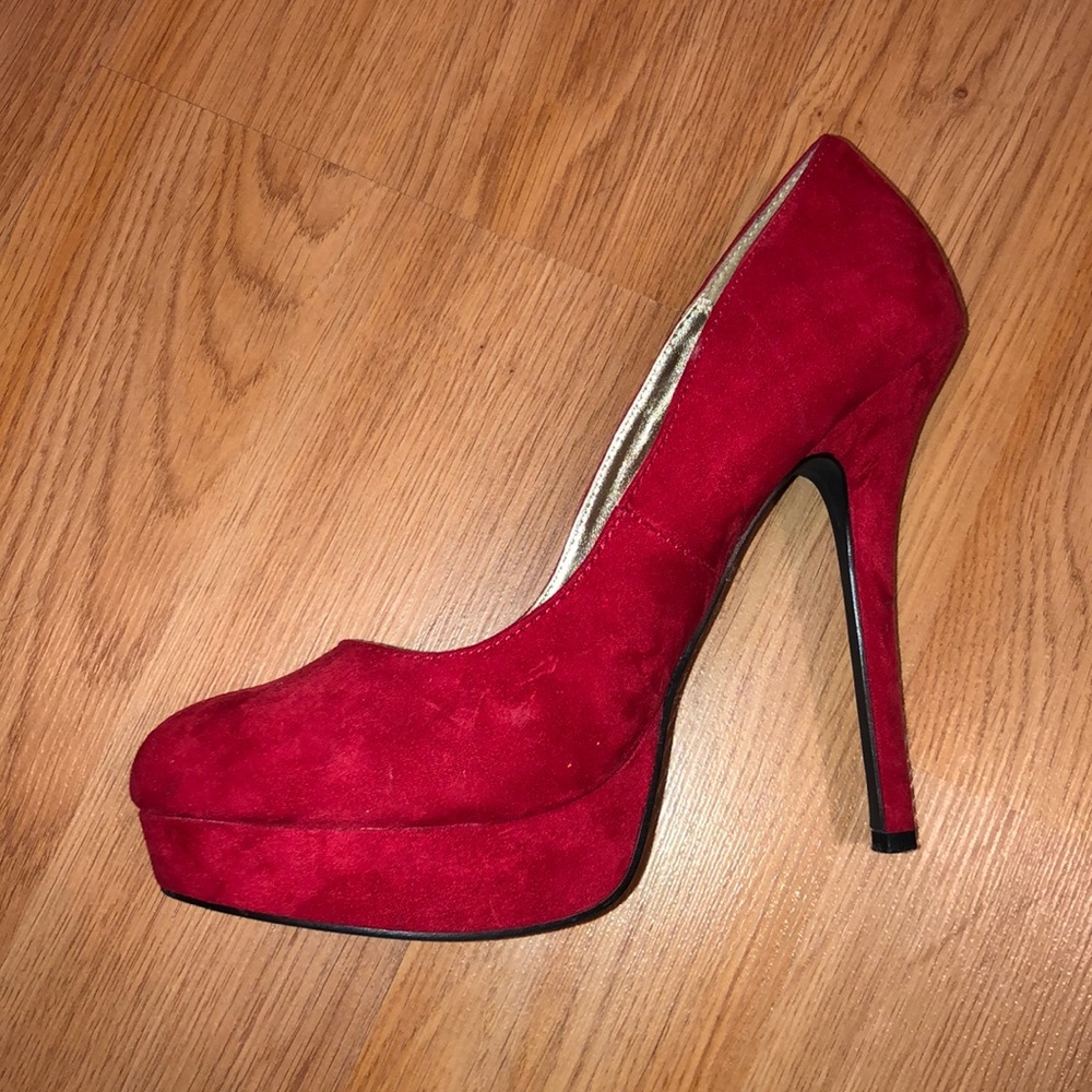 Charlotte Russe Red Soft Material Pumps